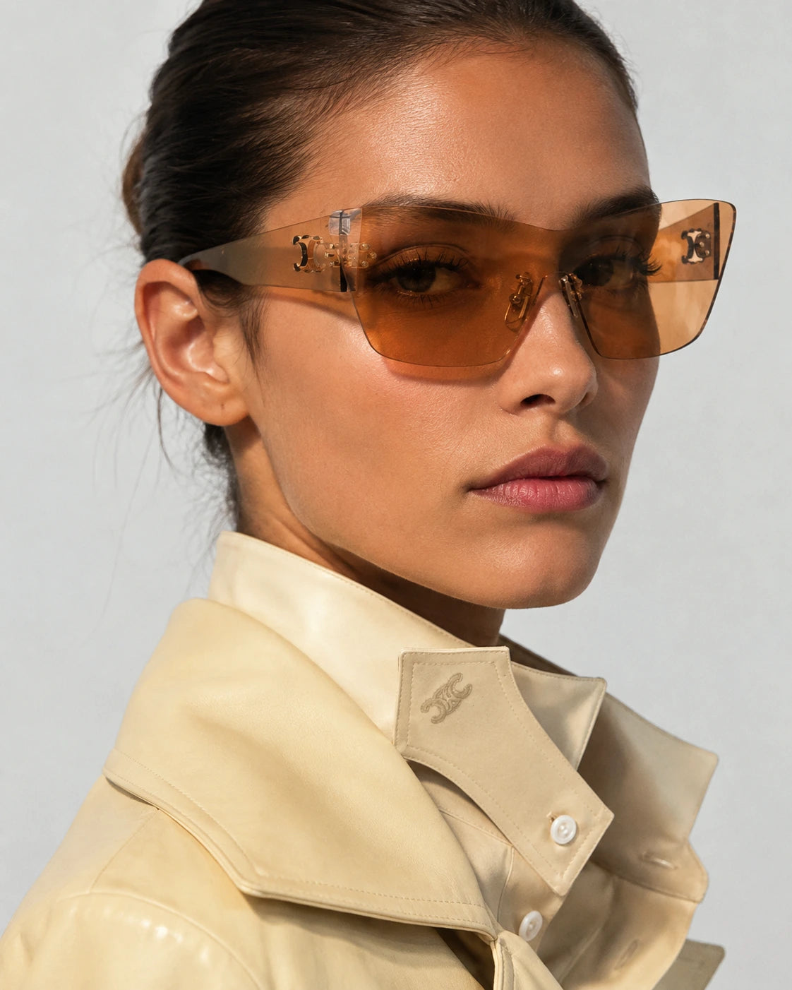 Orangefarbene Masken-Sonnenbrille