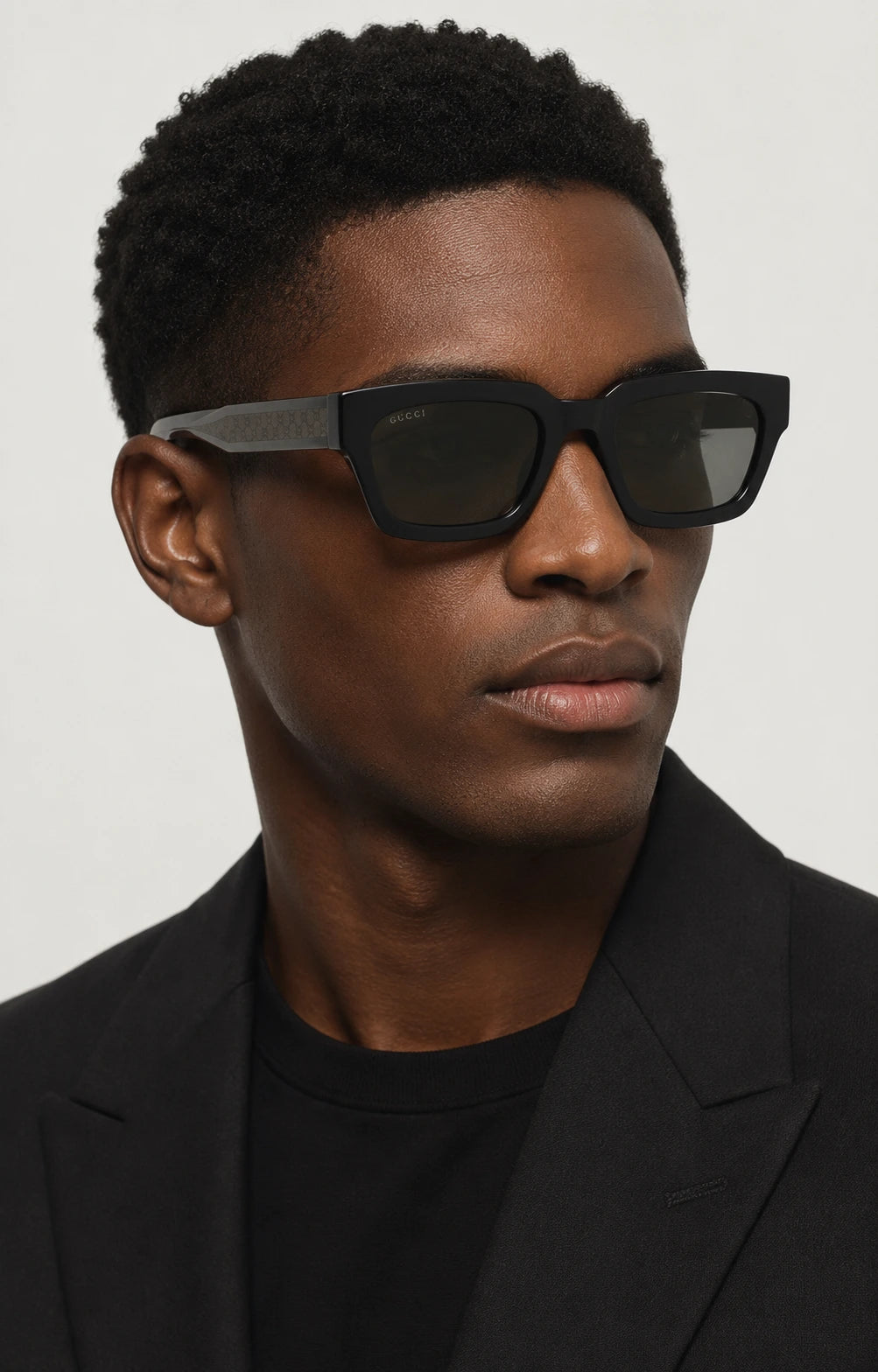 Gucci Sunglasses GG2069S 001 53