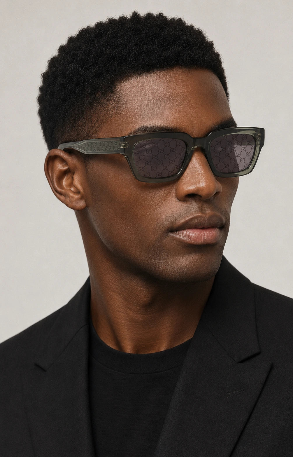 Gucci Sunglasses GG2069S 003 53