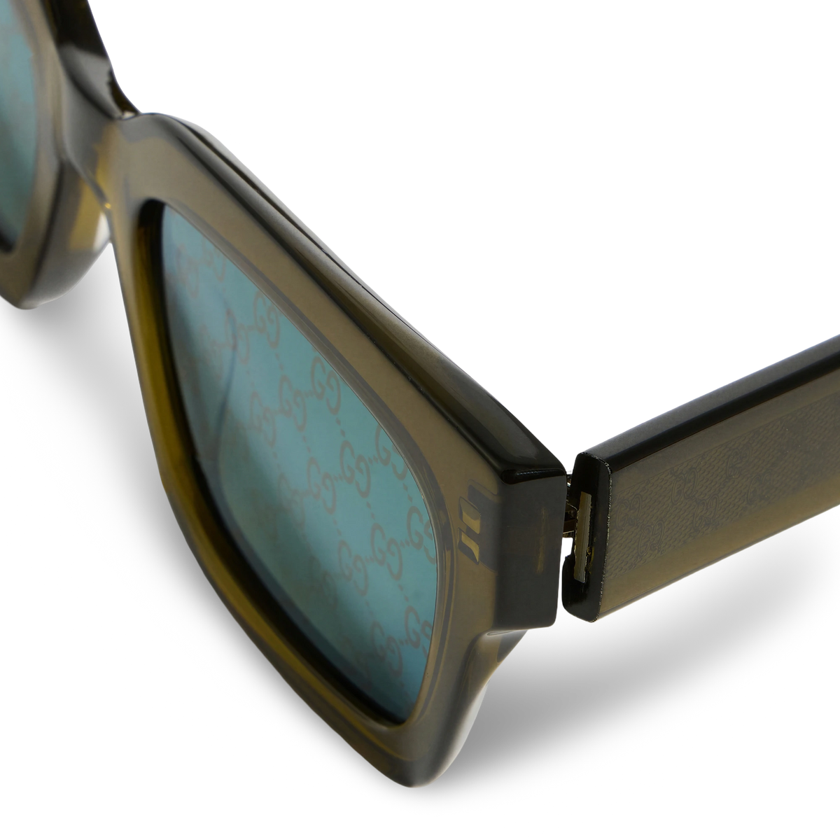 Gucci Sunglasses GG2069S 004 53